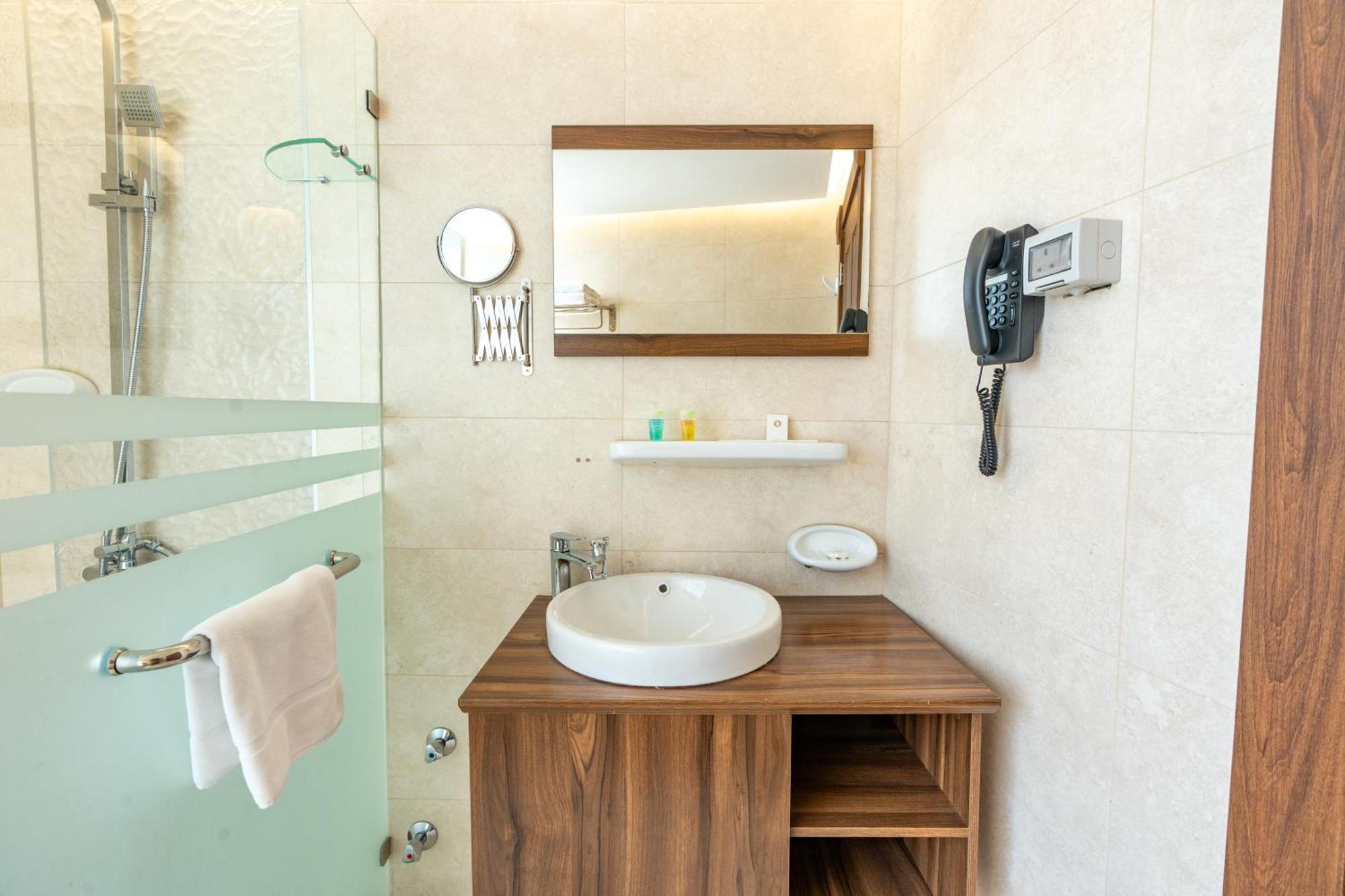 Al Salam Hotel Koweït Extérieur photo